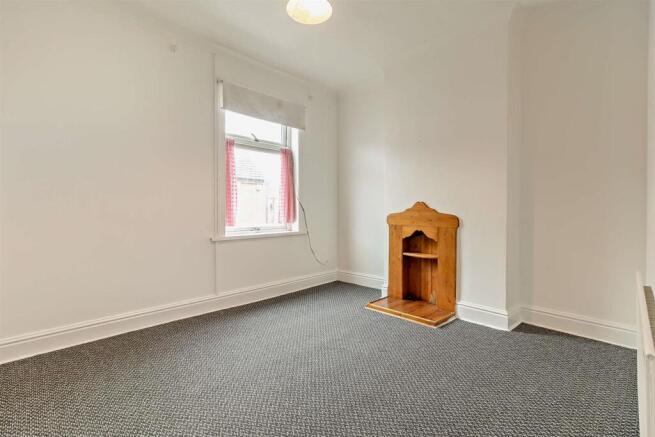 2 bed House for sale Image 11