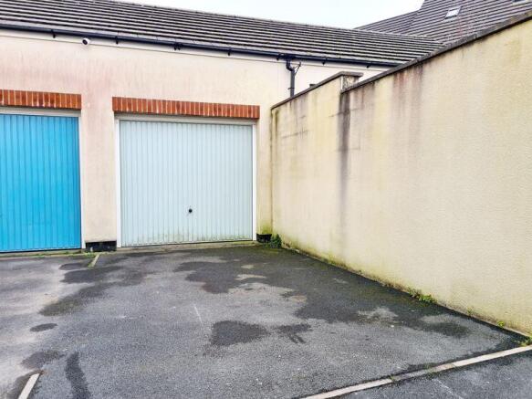 Garage and dri...