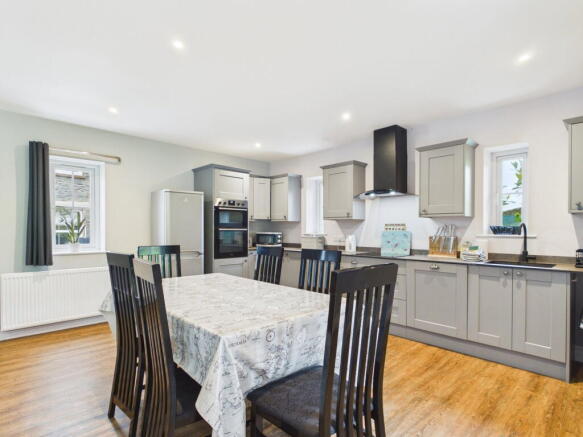 3 bed Detached Bungalow for sale Image 4