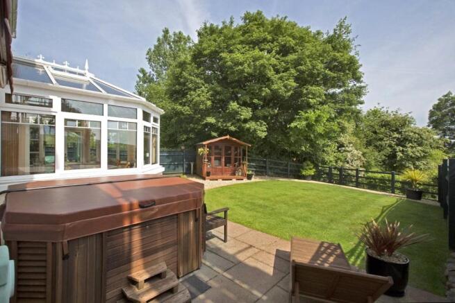 Garden and Hot Tub
