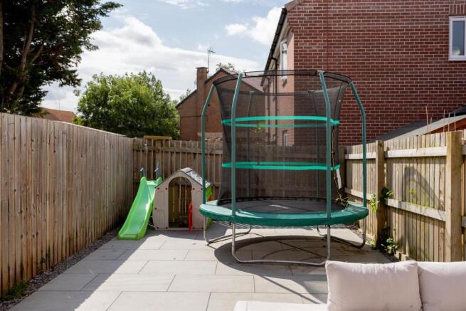 3 bed Semi-Detached for sale Image 11