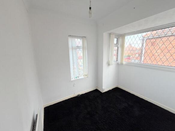 3 bed House for sale Image 9