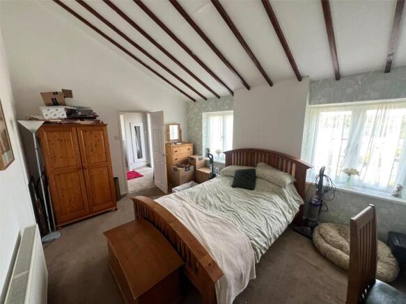 3 bed Detached for sale Image 7