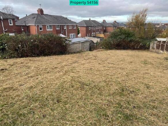 FRONT PLOT (400m2)