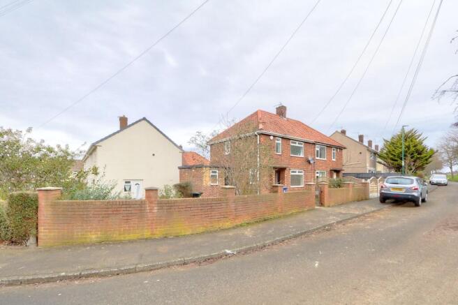 2 bed Semi-Detached for sale Image 12