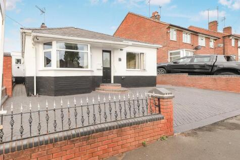 Rounds Road, Bilston, WV14 8SZ