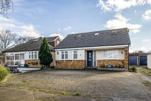 5, Wroxham Gardens, Enfield EN2 9BU