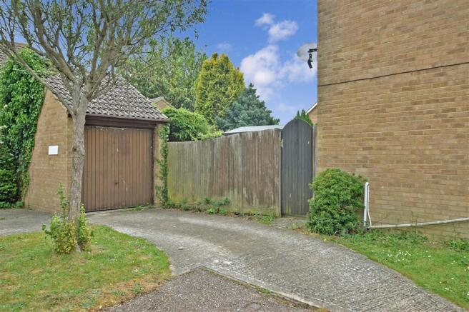 Driveway/Parking
