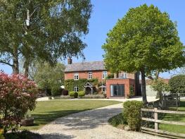Oxleaze Farm House, Claypit Lane, Woolstone, Faringdon SN7 7QS
