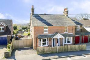 Denlea, Battle Road, Punnetts Town, Heathfield TN21 9DS