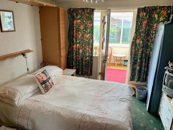2 bed Detached Bungalow for sale Image 12