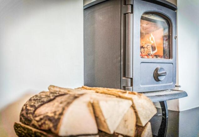 Log burner