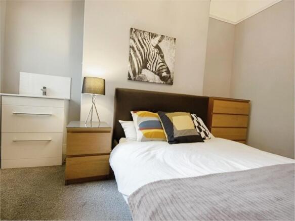 6 bed Terraced for sale Image 9