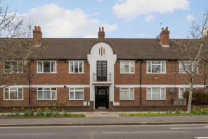 11, Cranleigh House, West Barnes Lane, Raynes Park SW20 0BE
