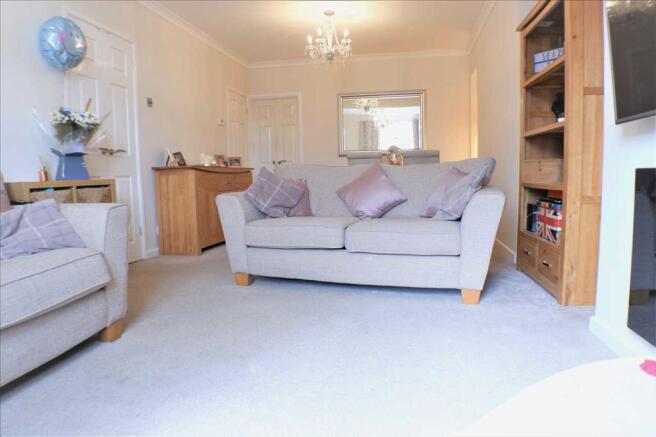 Lounge image 2
