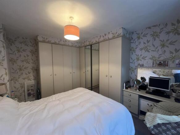 4 bed End of Terrace for sale Image 12