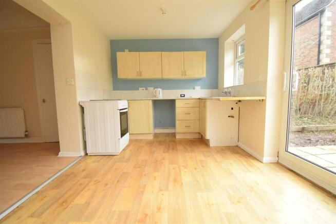 Dale Street, Ossett, WF5 9HJ photo 4
