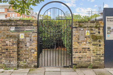 Myddelton Passage, LONDON