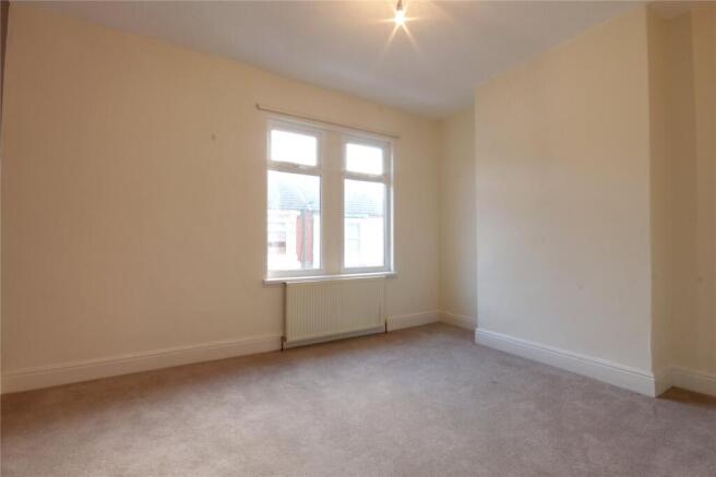 2 bed Terraced to rent Image 7