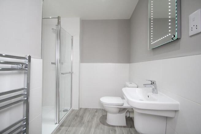 2 bed Flat to rent Image 9