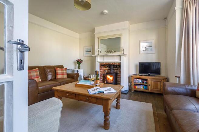4 Cliff Road, Sheringham, NR26 photo 2