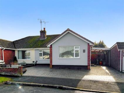 Summerhouse Road, Wroughton, Swindon