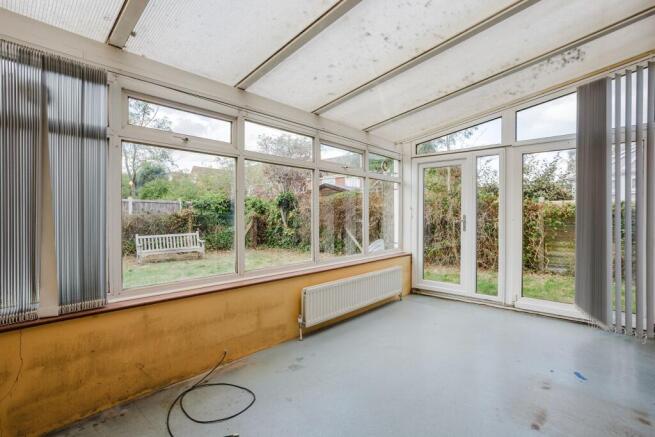 Maybank Avenue, Hornchurch, Havering photo 3