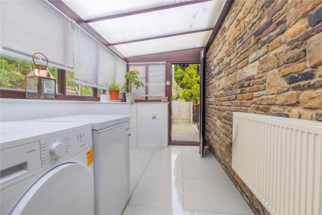 3 bed Semi-Detached for sale Image 11