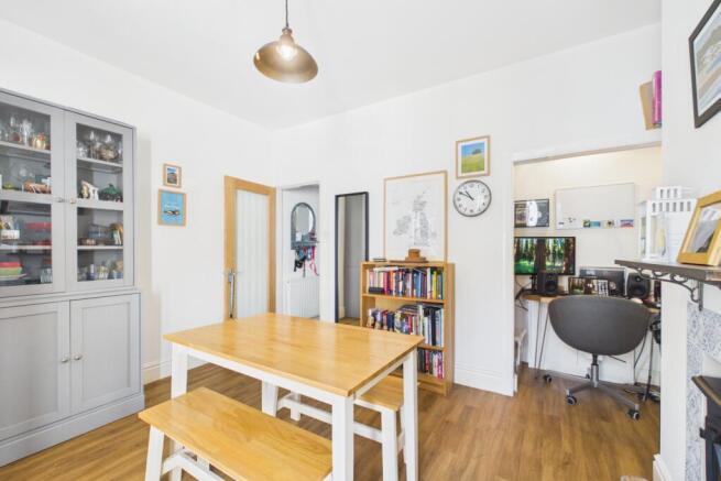 2 bed Terraced for sale Image 8