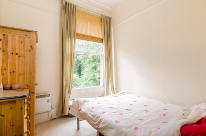 1 bed Flat to rent Image 6