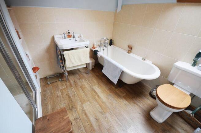 Photo 11