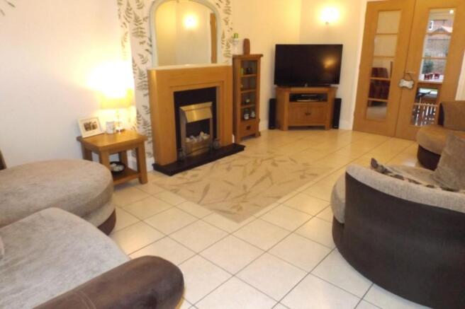 LOUNGE2