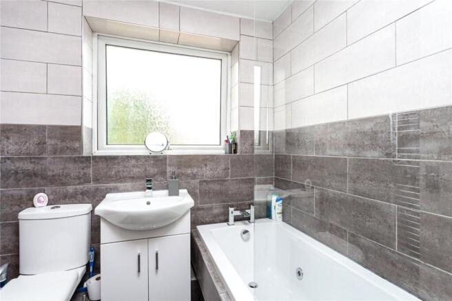3 bed Semi-Detached for sale Image 9