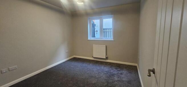 flat8riverbed.jpeg