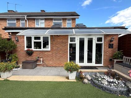 Fallowfield Walk, Hemel Hempstead