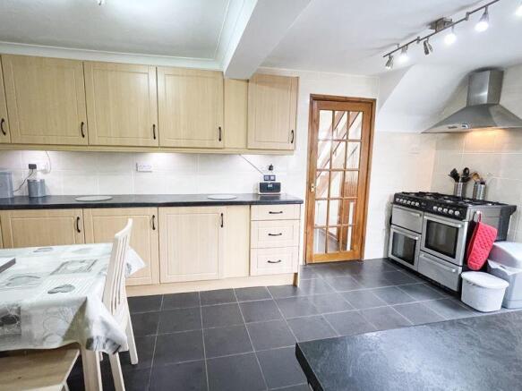 Fitted Kitchen...