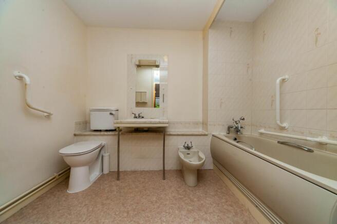 Photo 9