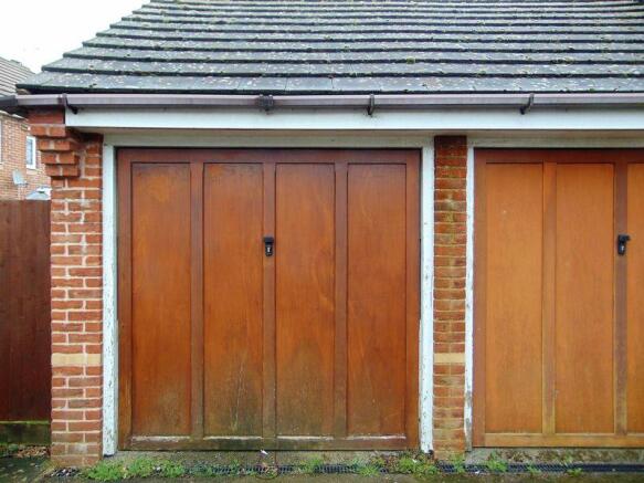 Detached Garage