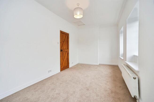 2 bed Terraced for sale Image 10
