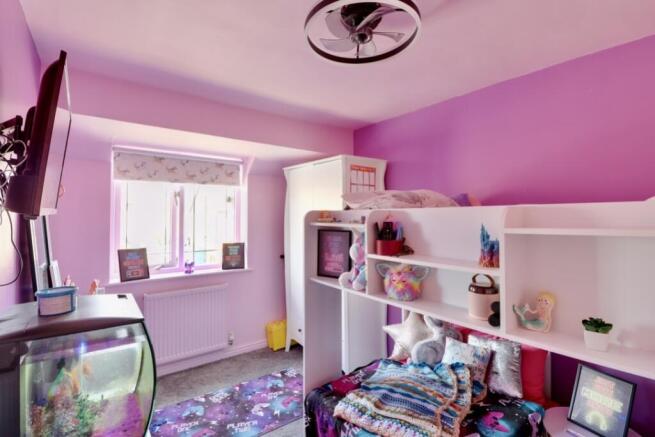 3 bed Semi-Detached for sale Image 10