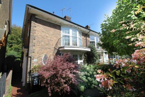 Rufus Close, Lewes