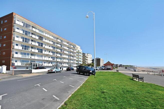 18 Belgrave Court-tn40 (21).jpg
