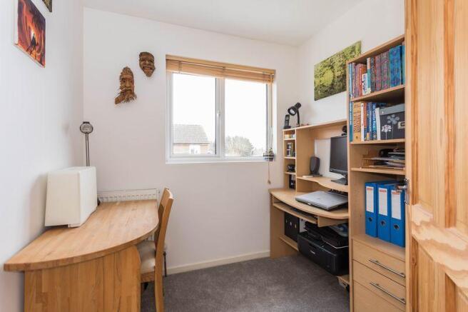 Bedroom or Study