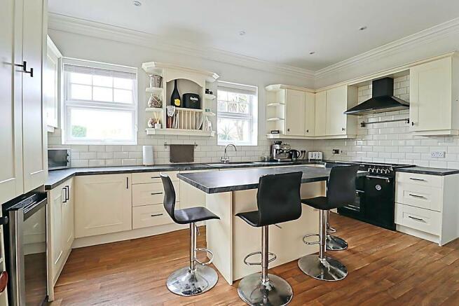 Kitchen / Breakfast Room
