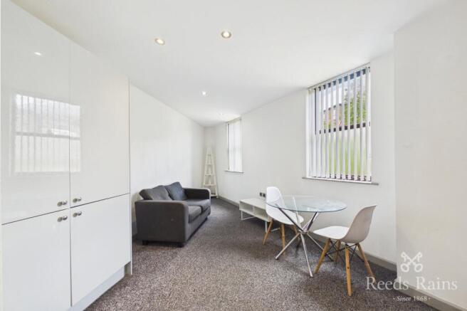 1 bed Apartment to rent Image 6