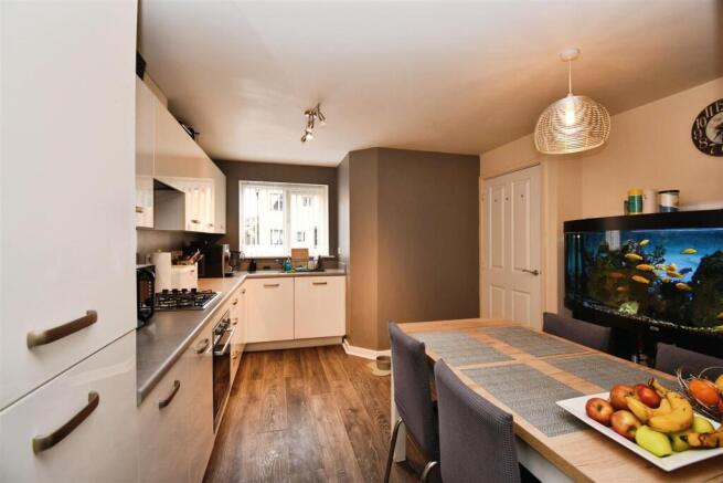 98d590ea-u 20 2819 29.JPG