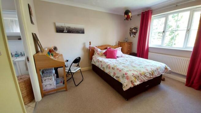 Photo 10