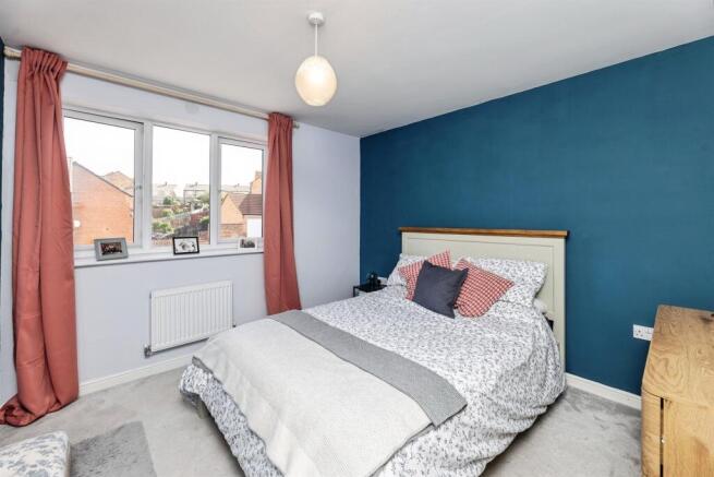 2 bed Semi-Detached for sale Image 4
