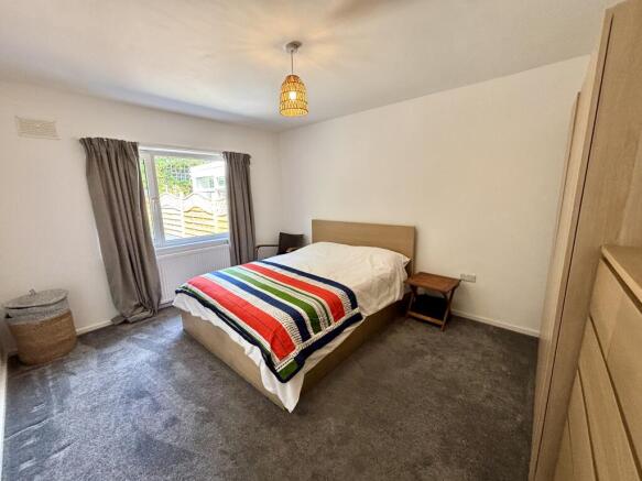 2 bed Semi-Detached Bungalow for sale Image 4