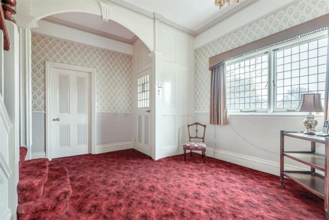 RECEPTION ROOM